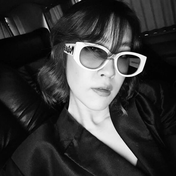 Alexander McQueen AM0330S 002 Sunglasses Black Oval Frame, Grey Lenses - Picture 3 of 10